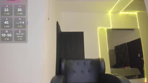 Snapshot of alise_mason chatting on 11.28.25 alise_mason online show from 11.28.25