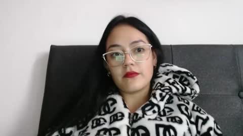 alisha_9997 online show from 02.14.26
