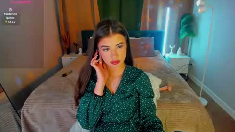 Snapshot of alisha_blakee chatting on 07.16.26 Alisha online show from 07.16.26