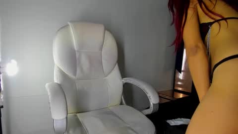 alishaevans_rs online show from 09.14.25