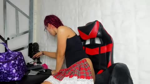 alishaevans_rs online show from 06.24.26