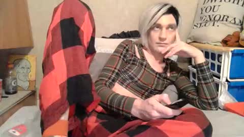 Snapshot of alishaluv chatting on 05.06.26 Alisha online show from 05.06.26