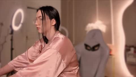 Alisia online show from 02.22.25