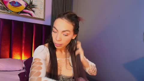 Alison Bonnet online show from 10.19.25