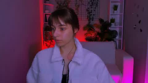 Snapshot of alison_purr chatting on 07.23.26 alison_purr online show from 07.23.26