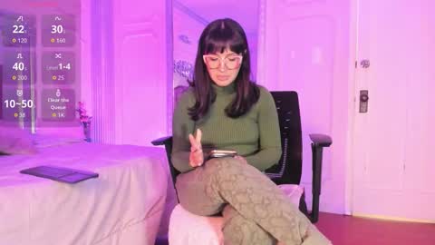 Alison Fishert online show from 01.08.26