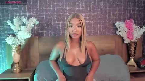 Alison Moon  online show from 11.27.25