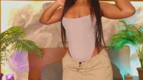 Snapshot of alisoon_moon chatting on 03.25.26 Alison Moon online show from 03.25.26