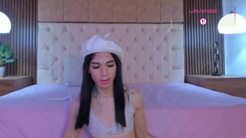 Snapshot of aliss_star chatting on 09.20.25 aliss online show from 09.20.25