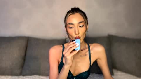 Snapshot of alissadreams chatting on 06.10.26 Alissa online show from 06.10.26