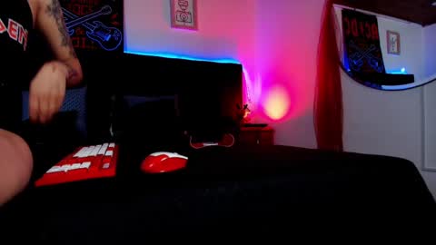 Snapshot of alisse_moore chatting on 04.29.26 Alisse online show from 04.29.26
