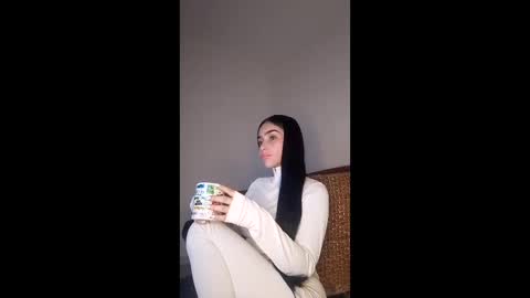 Snapshot of alisson369_ chatting on 05.31.26 Alisson369 online show from 05.31.26