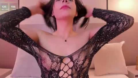 Snapshot of alisson_81 chatting on 05.14.26 alisson_81 online show from 05.14.26