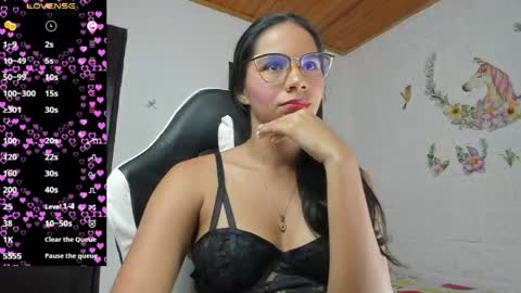 Snapshot of alisson_hoffman05 chatting on 04.21.26 Alisson hoffman05 online show from 04.21.26