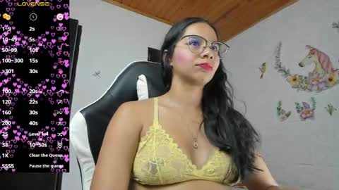 Snapshot of alisson_hoffman05 chatting on 05.10.26 Alisson hoffman05 online show from 05.10.26