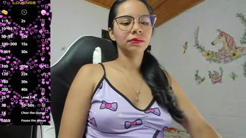 Snapshot of alisson_hoffman05 chatting on 05.13.26 Alisson hoffman05 online show from 05.13.26