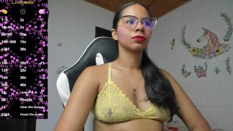 Snapshot of alisson_hoffman05 chatting on 06.01.26 Alisson hoffman05 online show from 06.01.26