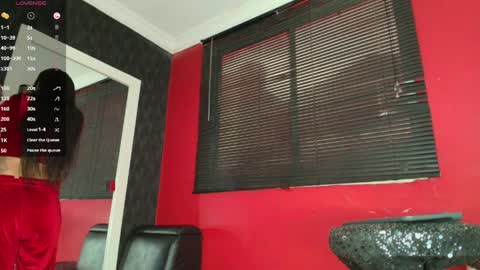 Alison Steeler online show from 04.08.26