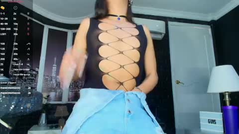 Snapshot of alisson_steelersexy chatting on 04.23.26 Alison Steeler online show from 04.23.26