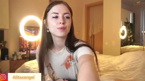 A L I T A online show from 01.05.25