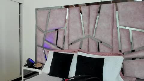 alix online show from 10.03.25