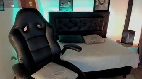 Alizee online show from 01.29.25