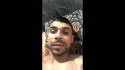 Snapshot of allanbarreto chatting on 05.04.26 Allan online show from 05.04.26