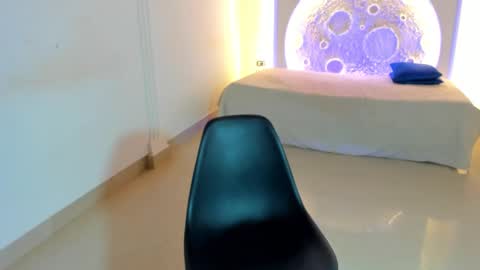 Allanna online show from 12.06.24