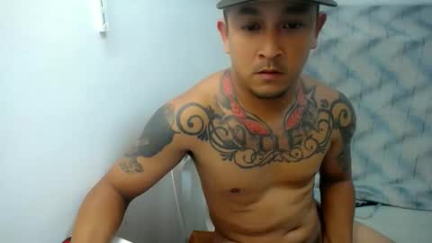 Snapshot of allen_69xx chatting on 10.12.25 allen online show from 10.12.25