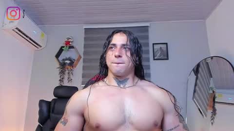 Snapshot of allen_rosse chatting on 04.30.26 independent model 3 online show from 04.30.26