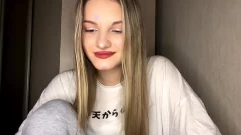 Snapshot of allenefeela chatting on 01.10.26 Emily online show from 01.10.26