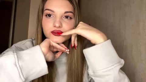 Snapshot of allenefeela chatting on 01.14.26 Emily online show from 01.14.26