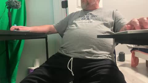 Allergictolove online show from 01.09.25