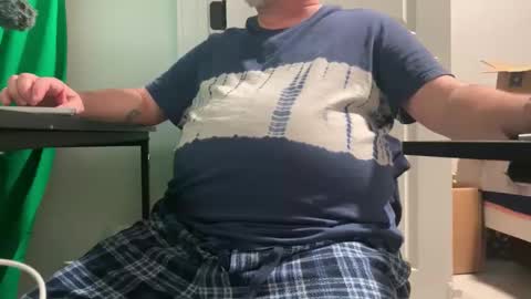 Allergictolove online show from 01.19.25