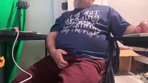 Allergictolove online show from 02.10.25