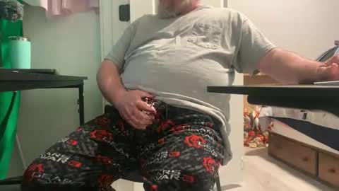 Allergictolove online show from 11.15.25