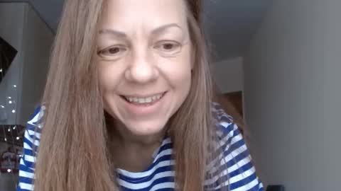 Snapshot of allexandraxxx chatting on 01.12.25 allexandraxxx online show from 01.12.25