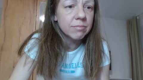 Snapshot of allexandraxxx chatting on 02.14.25 allexandraxxx online show from 02.14.25