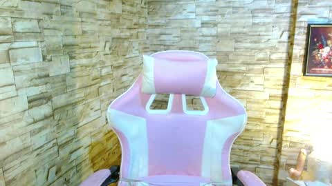 Lavinia  online show from 04.06.26