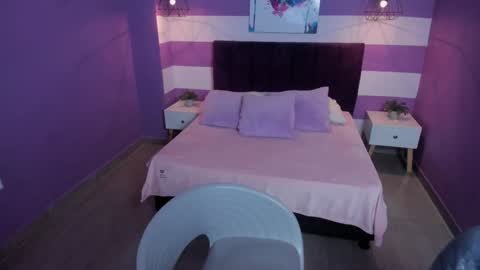 Snapshot of alli_cooper chatting on 01.18.25 Ali online show from 01.18.25