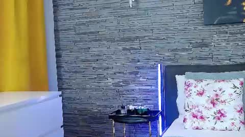 Alliana online show from 08.04.26