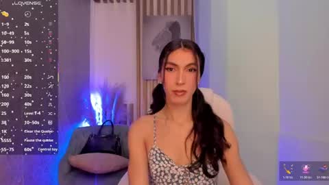 Snapshot of allicemackenzie_ chatting on 07.20.26 AlliceMackenzie online show from 07.20.26