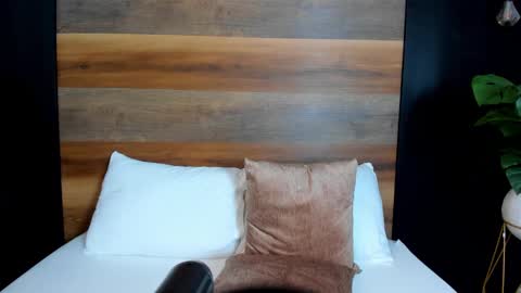 A L L I E online show from 09.25.25