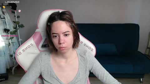 Snapshot of allie_hazie chatting on 04.27.26 alice online show from 04.27.26