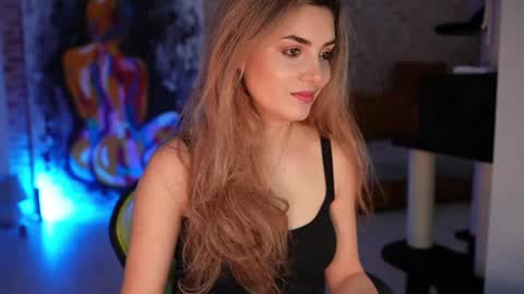 Snapshot of alliesynns chatting on 02.17.25 Allie online show from 02.17.25