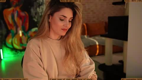 Snapshot of alliesynns chatting on 02.25.25 Allie online show from 02.25.25