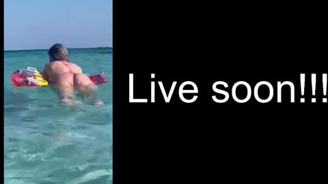 Snapshot of alliesynns chatting on 11.01.25 Allie online show from 11.01.25