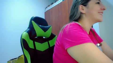 Snapshot of allison_baby_2416 chatting on 12.23.24 Alisson online show from 12.23.24