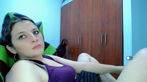 Snapshot of allison_baby_2416 chatting on 12.30.24 Alisson online show from 12.30.24