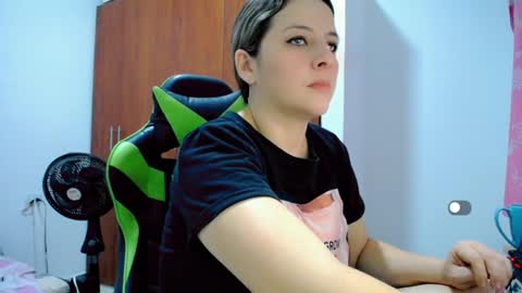 Snapshot of allison_baby_2416 chatting on 01.05.25 Alisson online show from 01.05.25